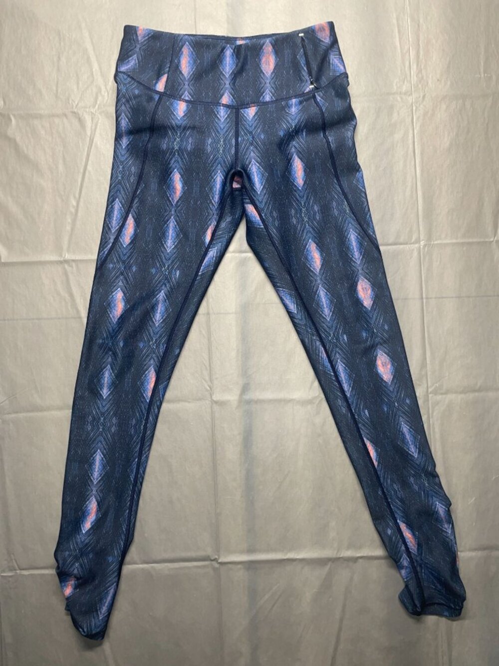 CALIA by Carrie Underwood Essential Ruched Leggings Womens Sz XS (SKU 26-0155)